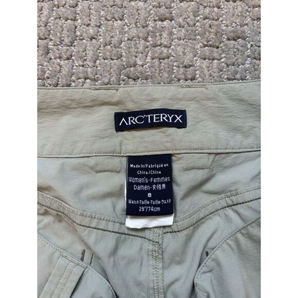 Arc'teryx Womens Rampart Long Cargo Shorts Size 8 Hiking Camping Outdoors - Picture 5 of 6